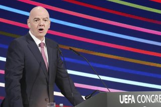 Gianni Infantino a annoncé que les USA devraient accueillir le Mondial féminin en 2031 KEYSTONE/AP/Darko Vojinovic